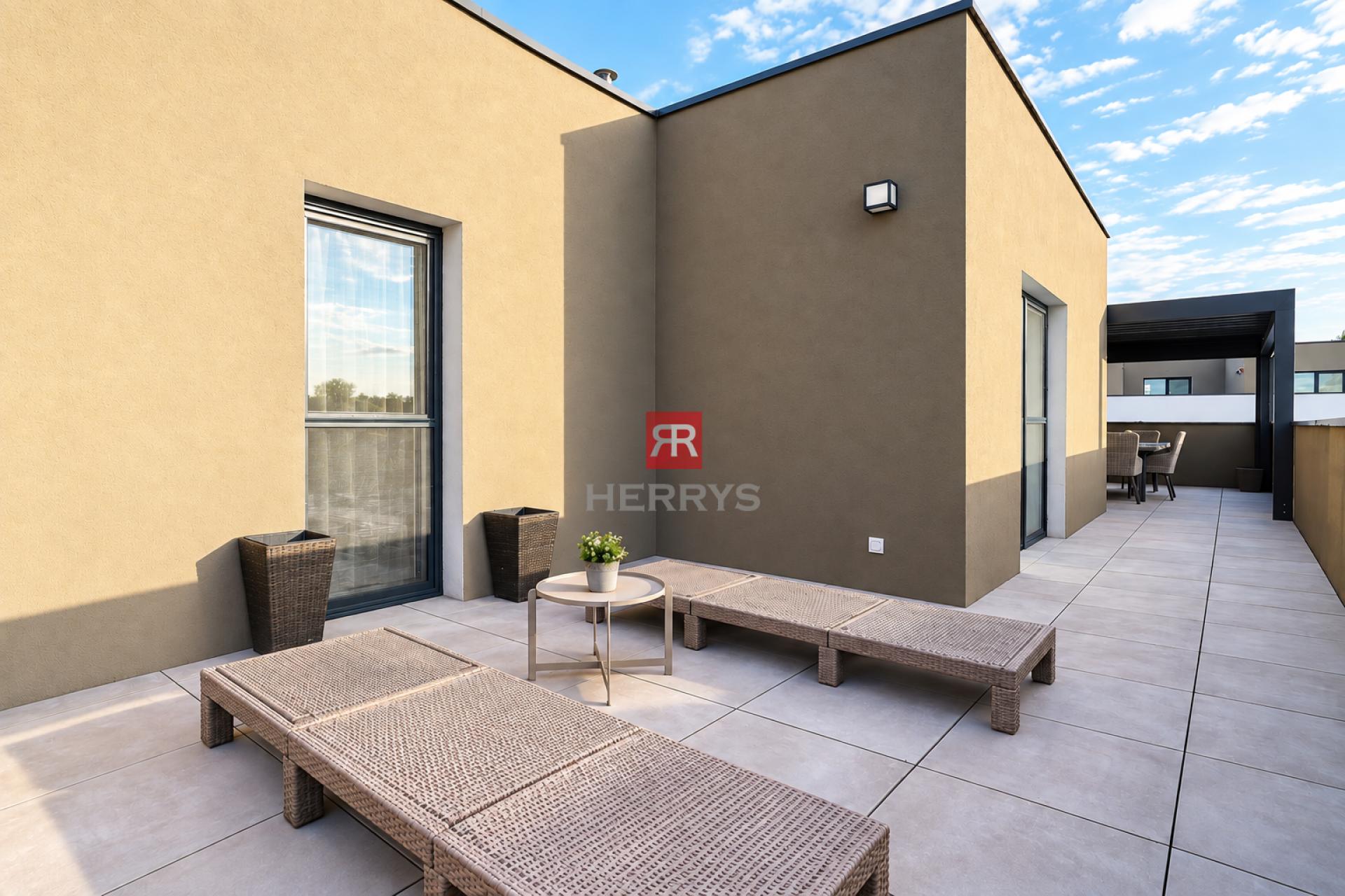 For rent: Elegant, family-friendly 3-bedroom apartment with a large terrace and parking in Stupava