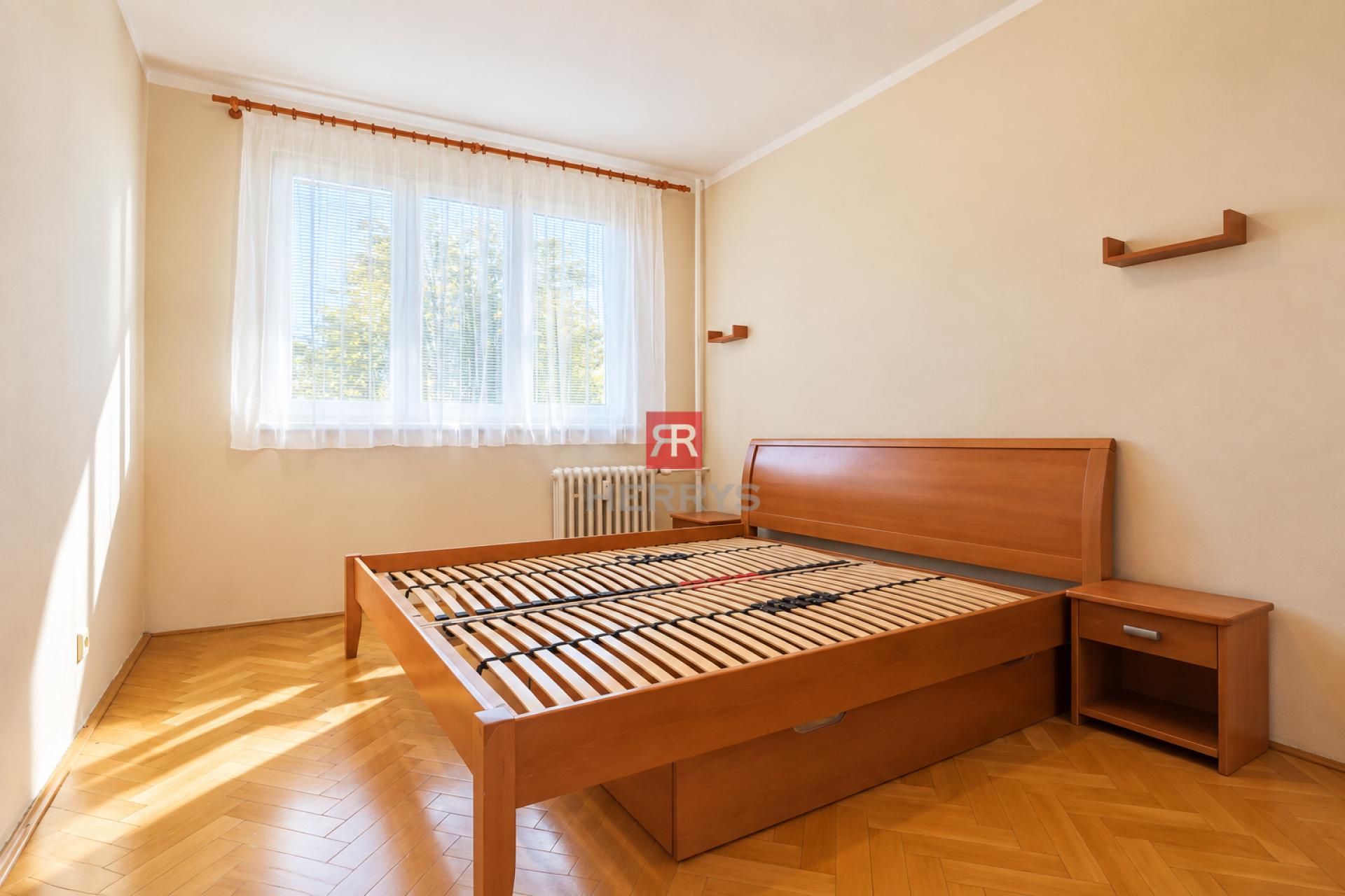 HERRYS - Na prenájom praktický 3 iz. byt s loggiou, balkónom a šatníkom vo vyhľadávanej lokalite - Astrová