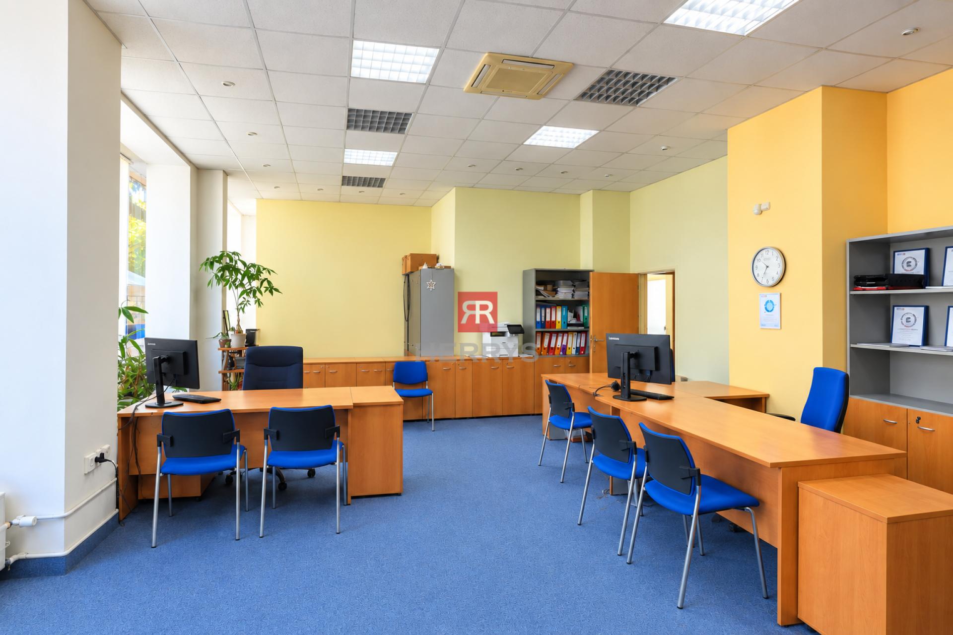 HERRYS - Reprezentatívne obchodné a kancelárske priestory na Košickej ulici