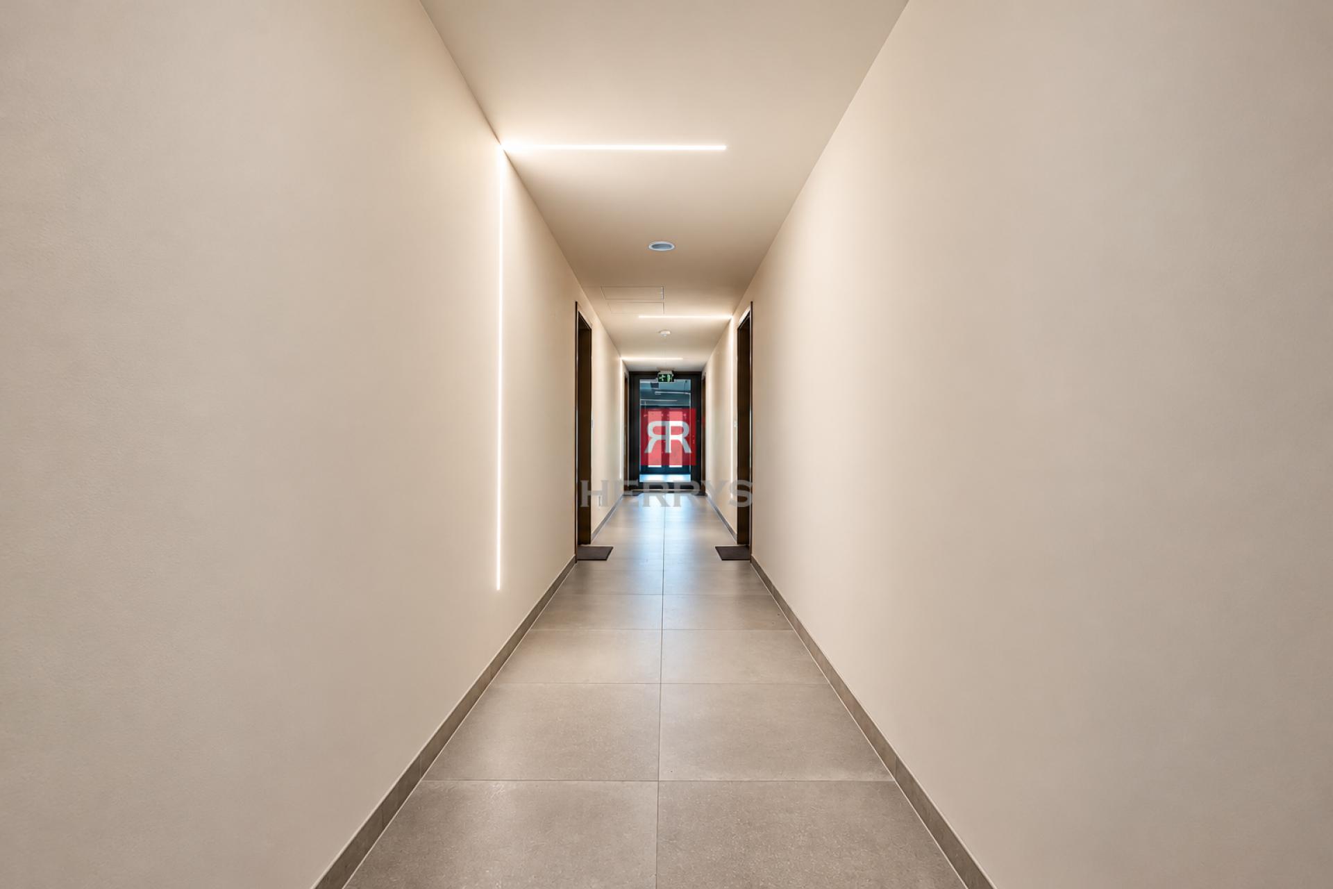 HERRYS – Na predaj priestranný 1-izbový apartmán s balkónom v prémiovom projekte Metropolis
