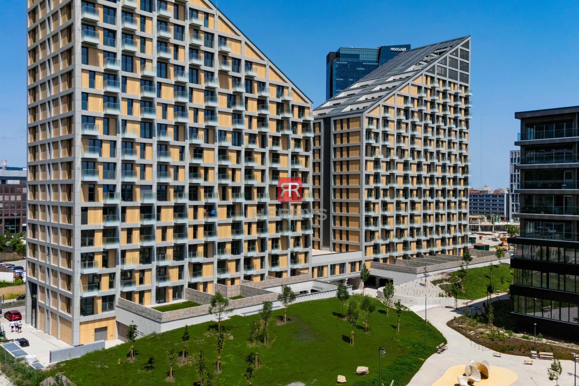 HERRYS – Na predaj jedinečný 2-izbový apartmán s predzáhradkou v prémiovom projekte Metropolis