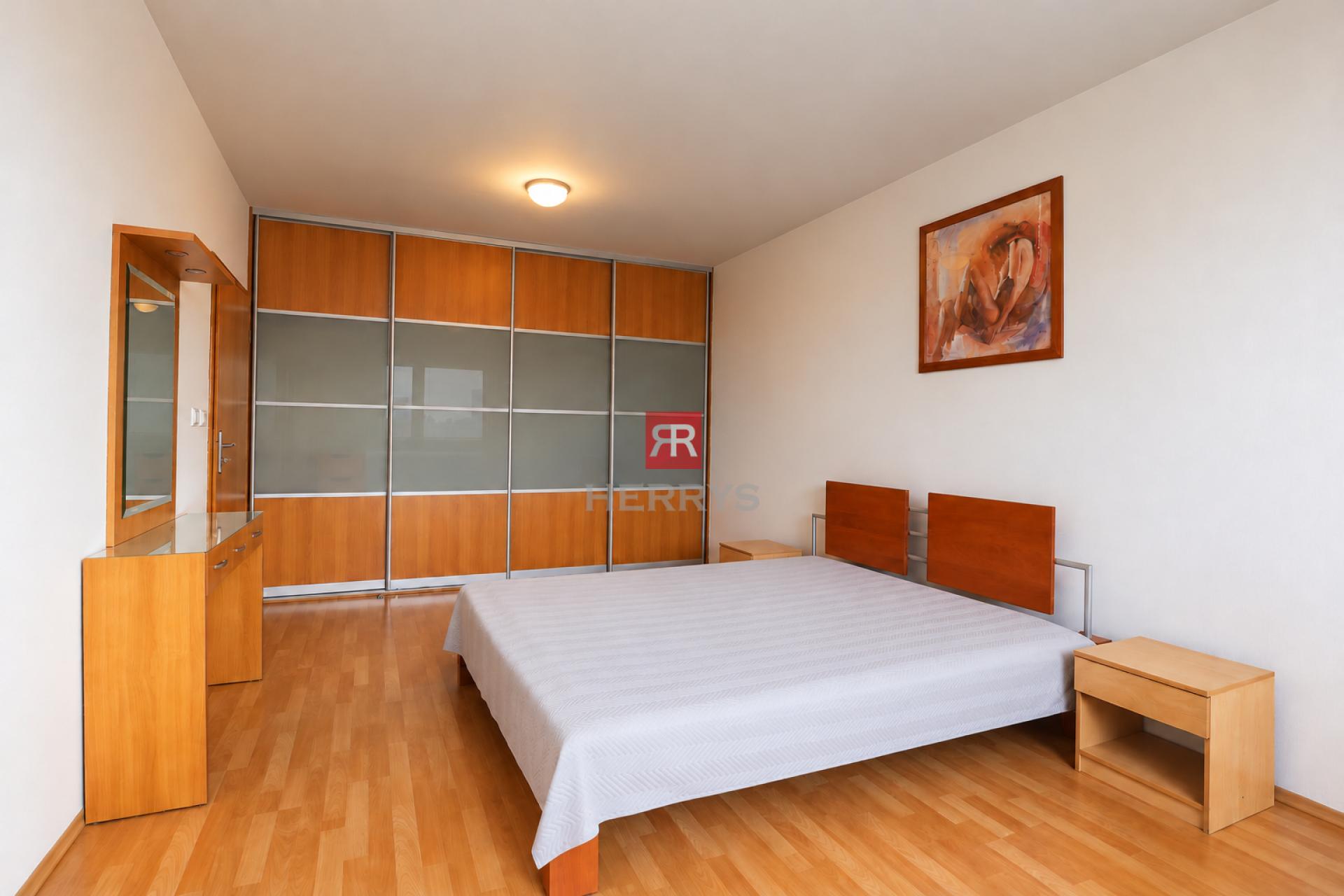 HERRYS - Spacious and practically designed 2-bedroom apartment for rent in Ružinov—Sv. Vincenta St.