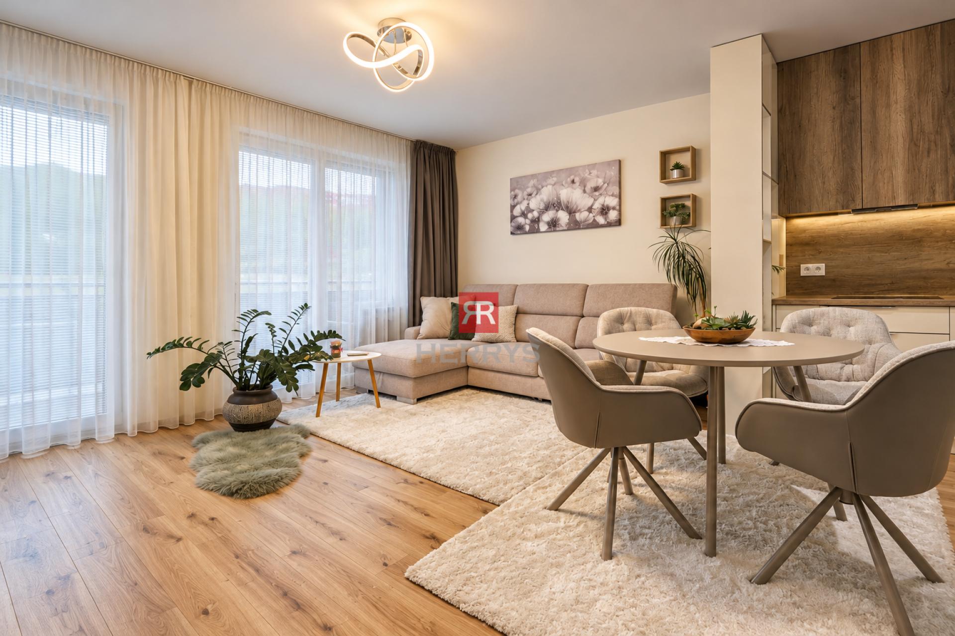 HERRYS – Spacious 2-room Apartment for Rent with Parking near forest