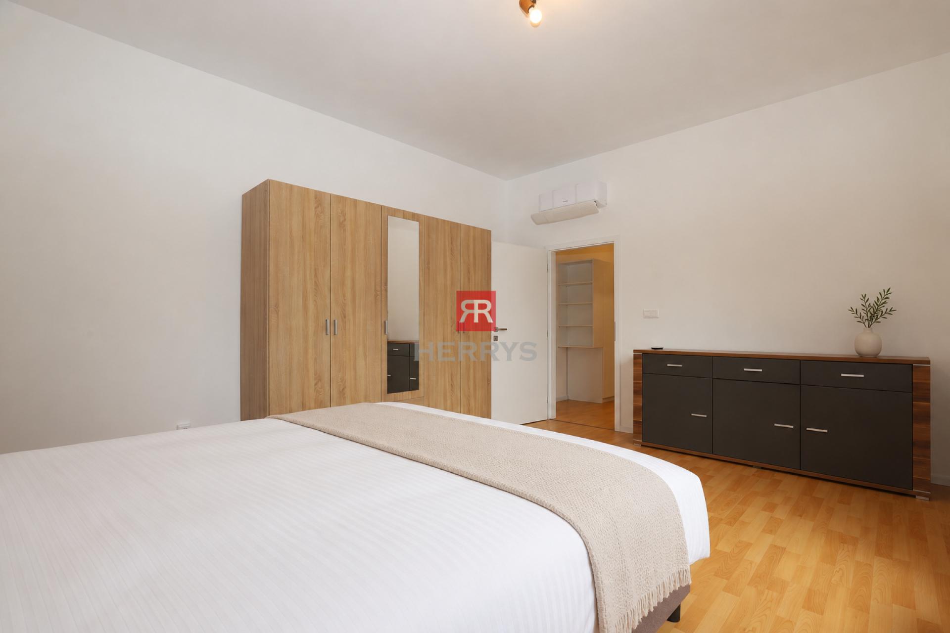 HERRYS - For rent sunny 72 m2 2-room apartment in the city center only for 13,69 €/m2 | Kesselbauer