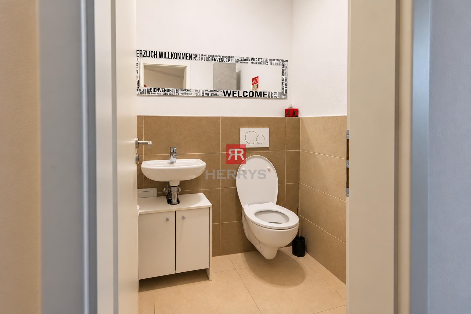 HERRYS – Comfortable Living in a Spacious 2-Bedroom Apartment with parking – Pet-Friendly