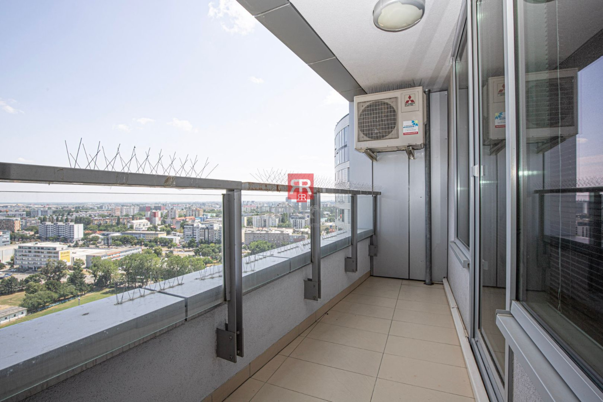 HERRYS - For rent 2 room apartment in project III Towers close to shopping mall Vivo and Kuchajda