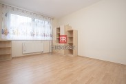HERRYS - For rent a spacious 3 bedroom apartment with a garage in the sought-after locality of Dúbravky