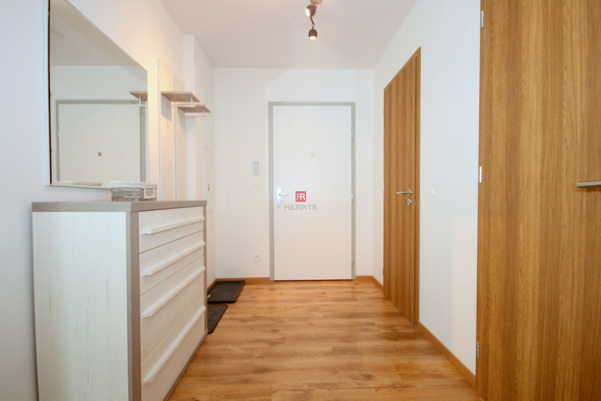 HERRYS - Fully furnished 2 bedroom apartment for rent in Old Town in Blumental residence