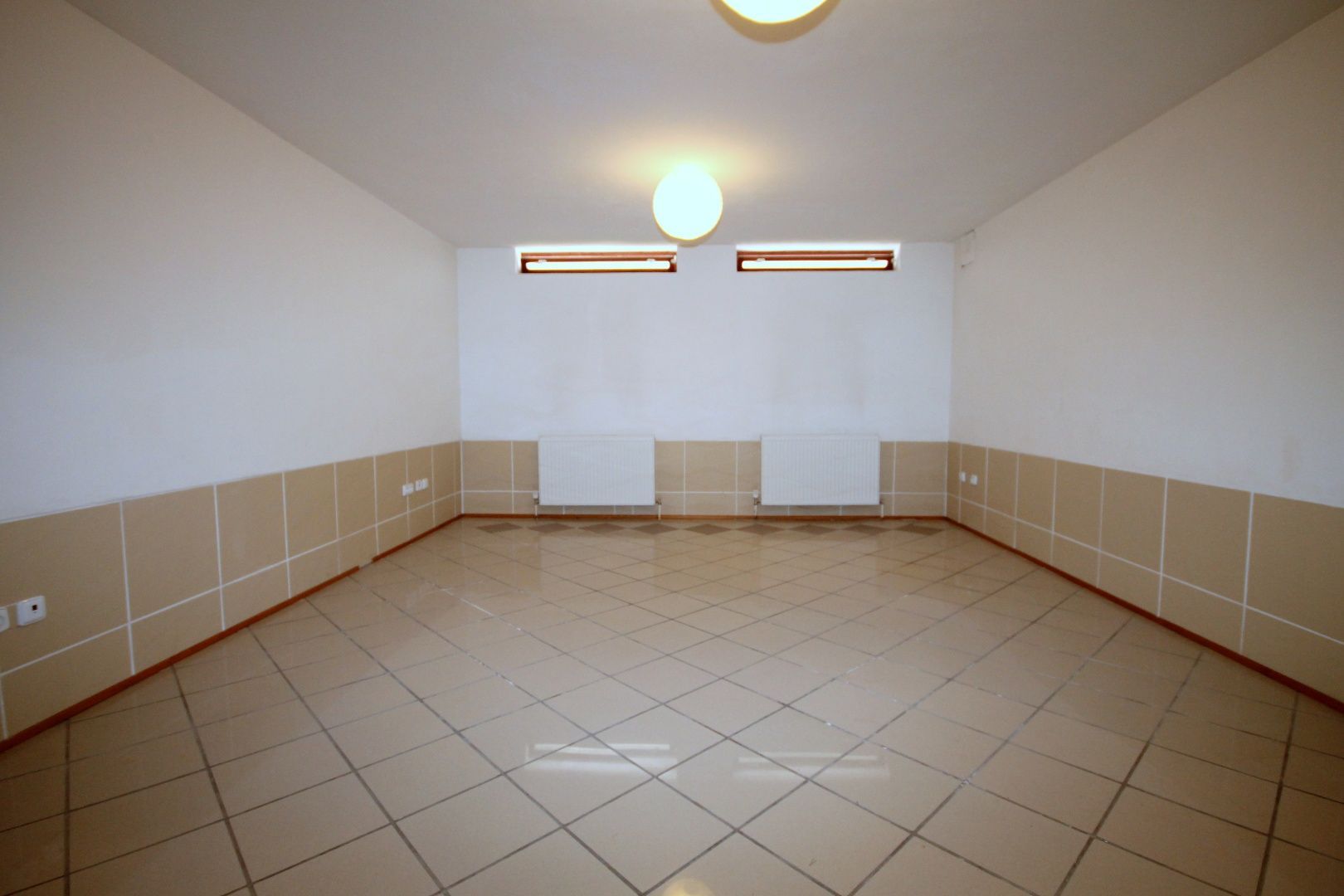 HERRYS - Na prenájom - klimatizovaný 4 izbový RD v Záhorskej Bystrici, veľmi tichá oblasť