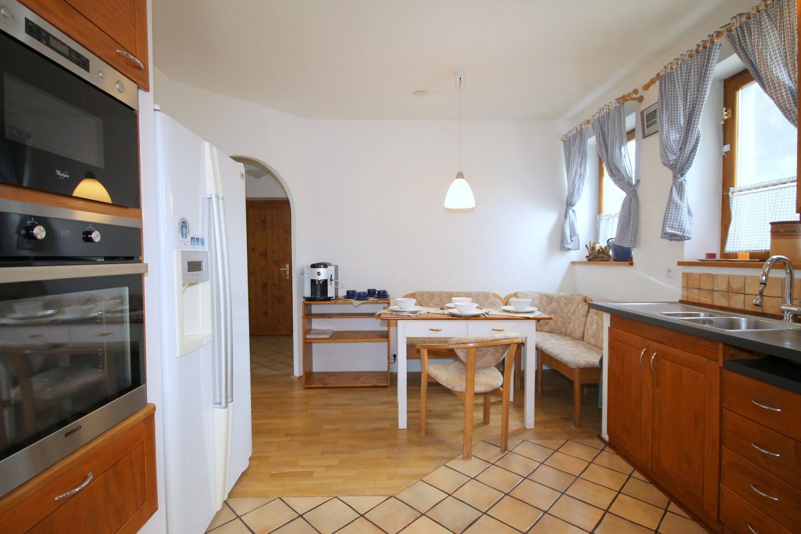HERRYS - Na prenájom - klimatizovaný 4 izbový RD v Záhorskej Bystrici, veľmi tichá oblasť