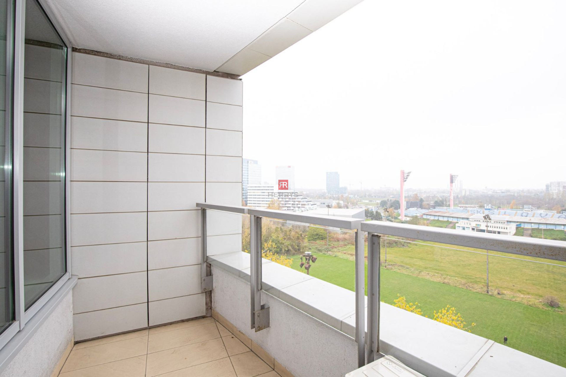 HERRYS - For rent modern 2 rooms apartment with parking place in project III Towers