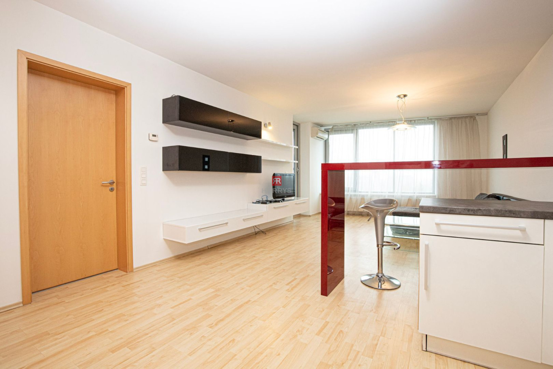 HERRYS - For rent modern 2 rooms apartment with parking place in project III Towers