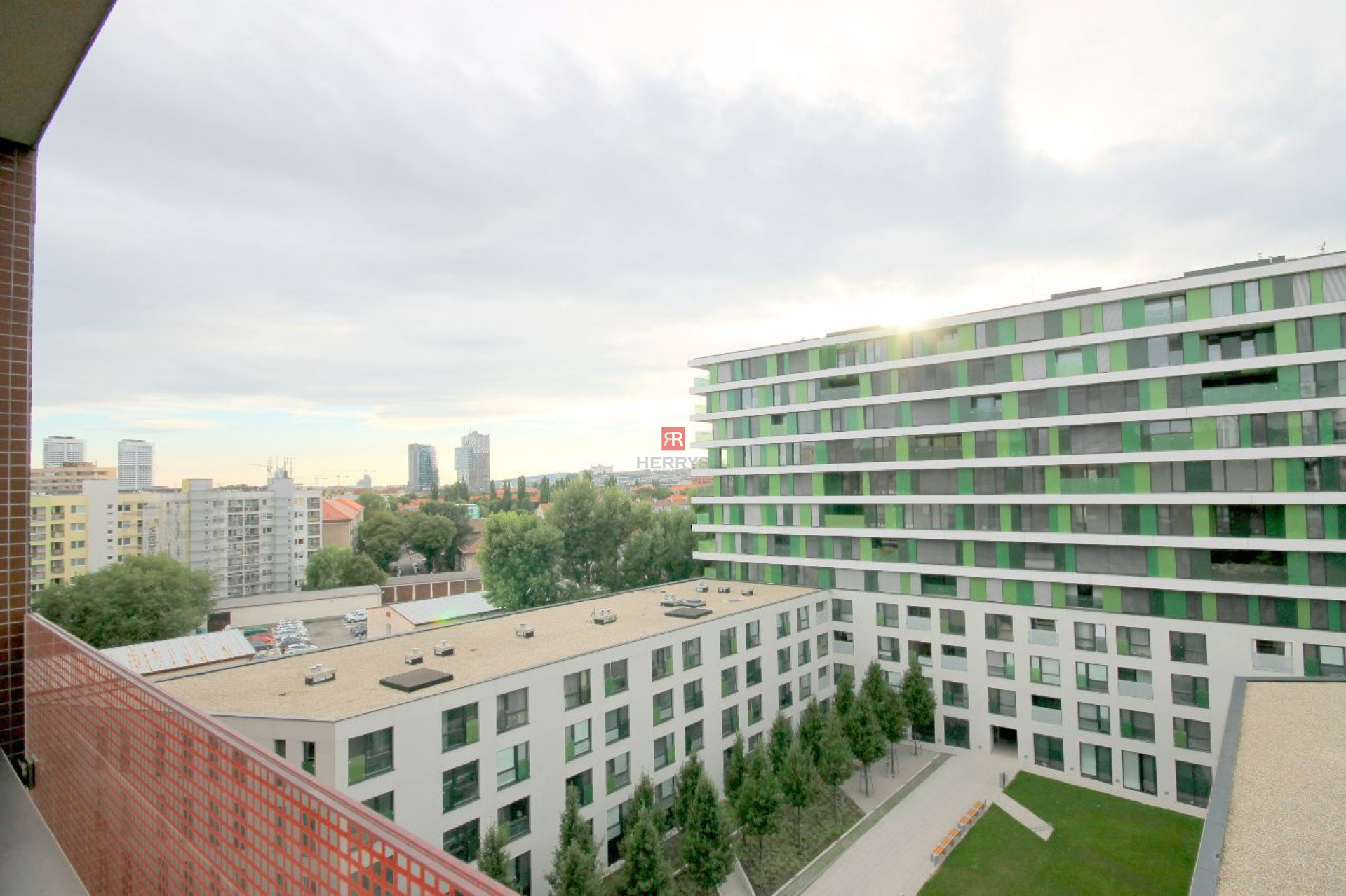 HERRYS - Na prenájom 2 izbový byt v novostavbe Viktória s internetom a garážovým státím