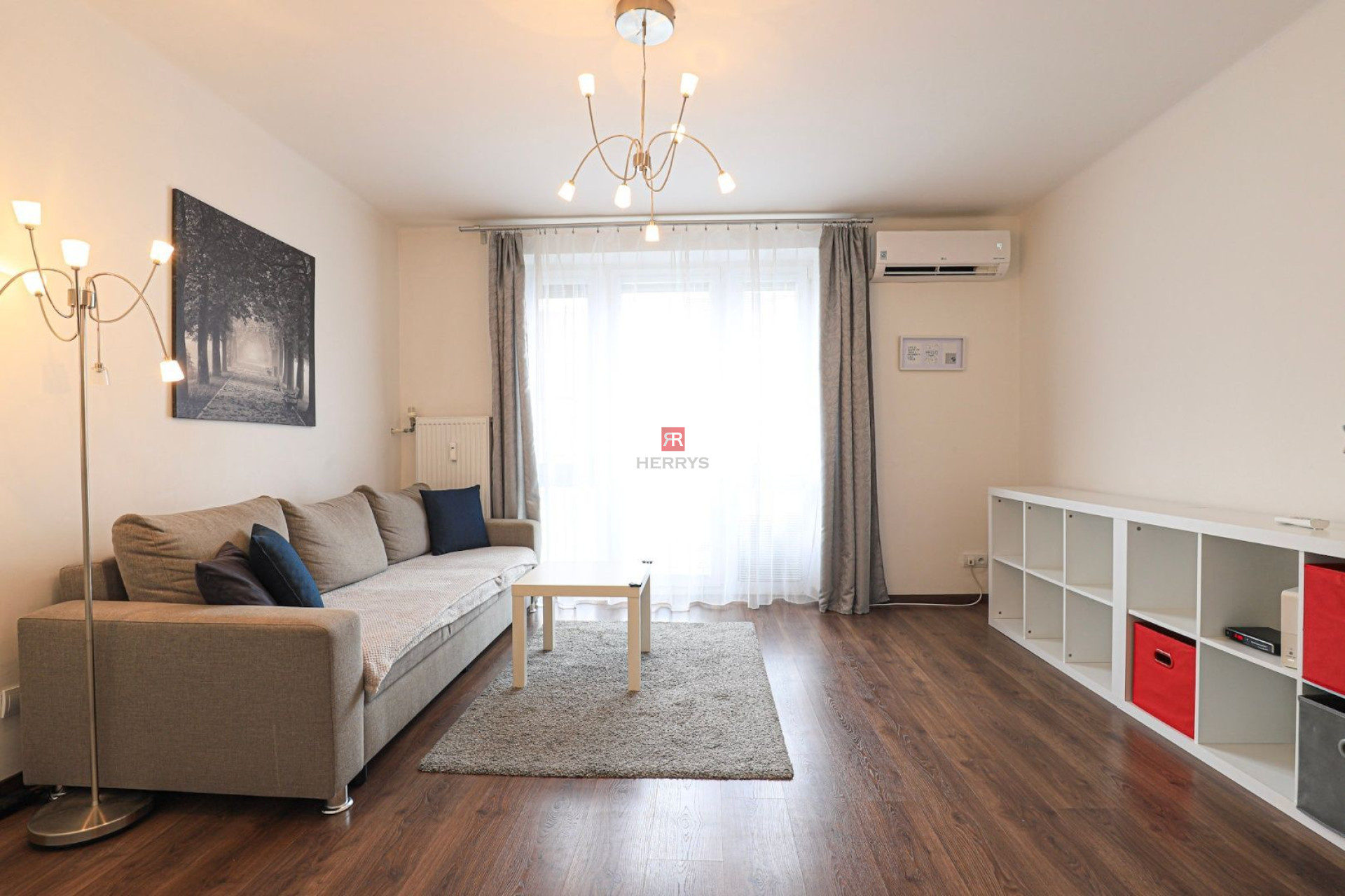 HERRYS - Na prenájom útulný a svetlý 2 izbový byt, v širšom centre mesta na Jiskrovej ulici