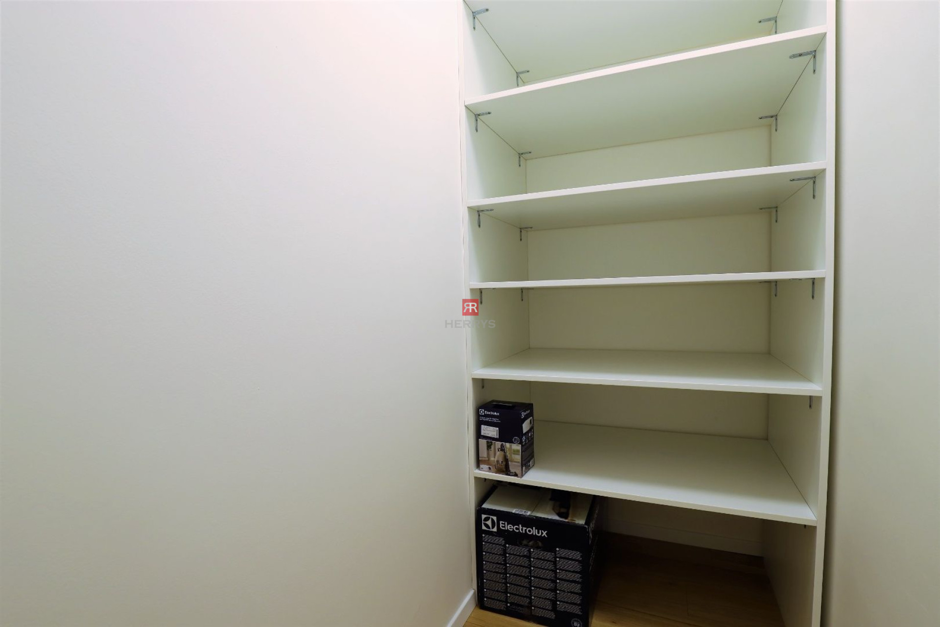 HERRYS - For rent 2 bedroom apartment in Bezručova with a possibility of a charging parking place