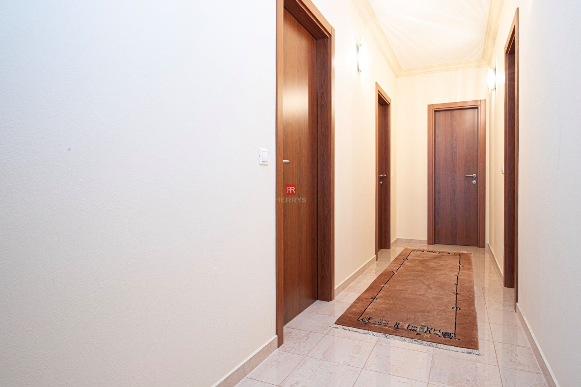 HERRYS - For rent spacious 3 bedroom apartment with garage in a popular location Dúbravky
