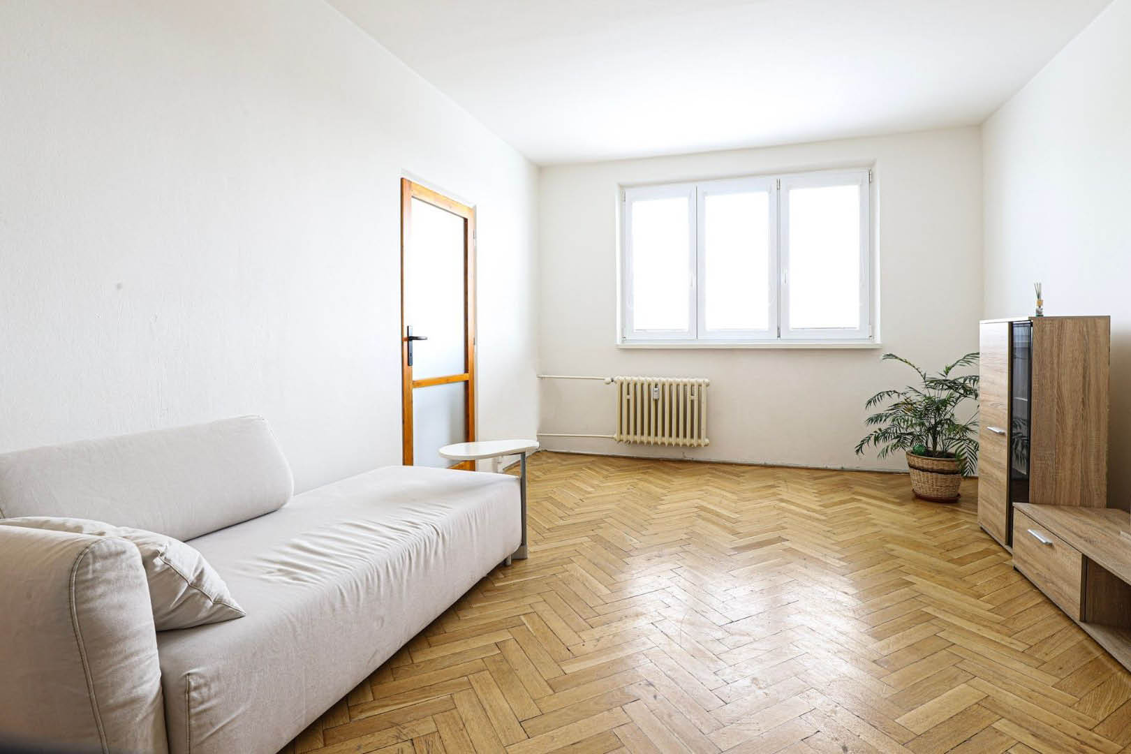 PRENAJATÉ | 2 izbový byt | Rumančekova, Bratislava