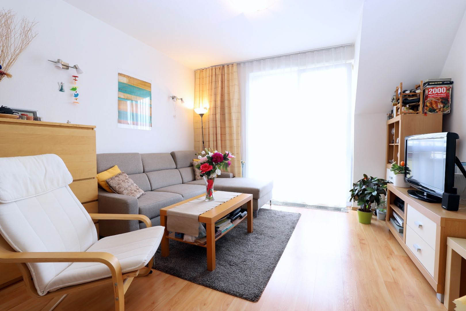 PRENAJATÉ | 2 izbový byt | Rusovská cesta, Bratislava