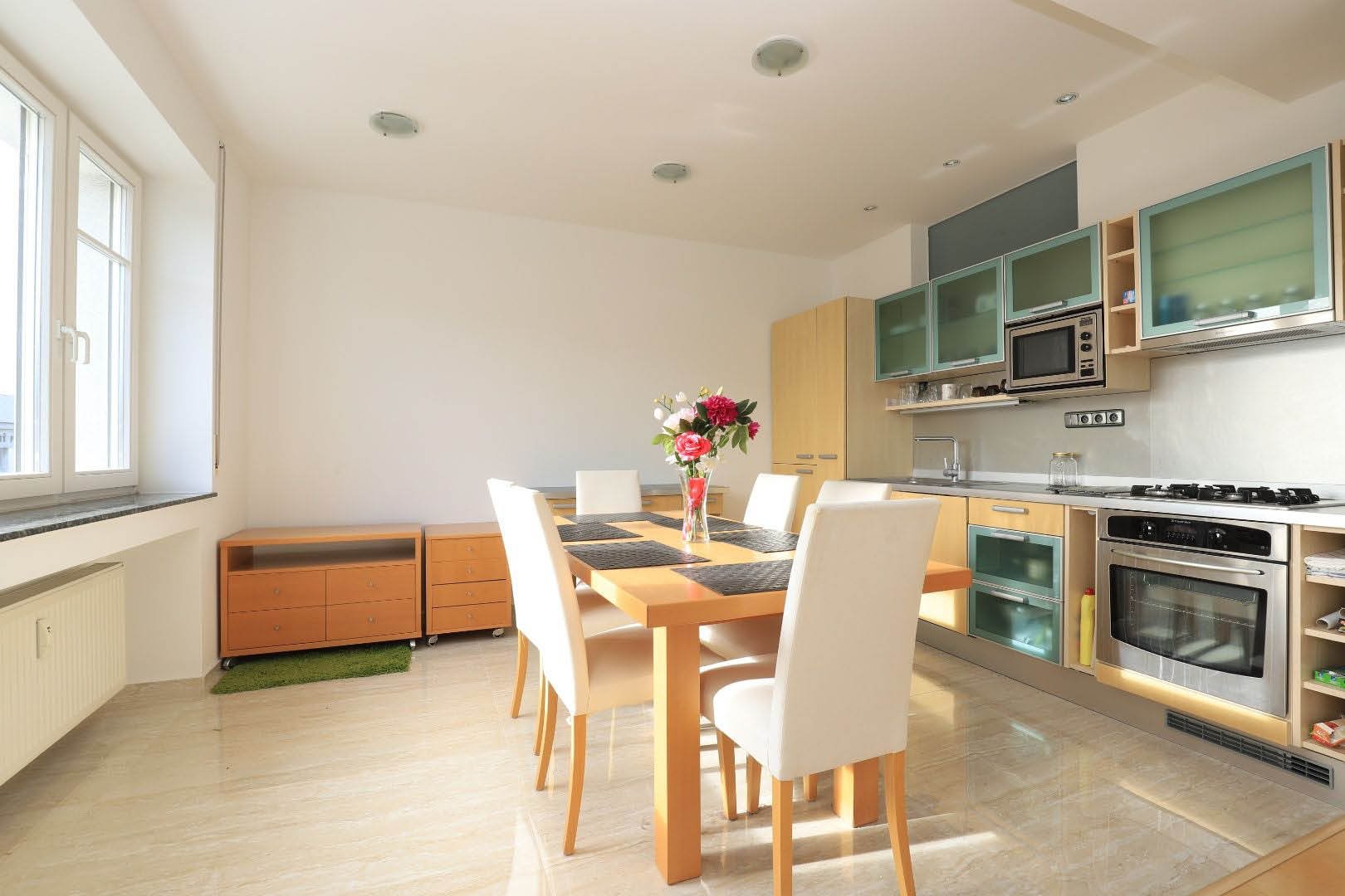 RENTED | 3 bedroom apartment | Záhradnícka, Bratislava